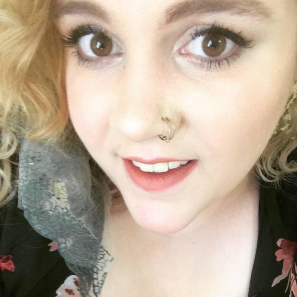 Meet your Posher, Hannah